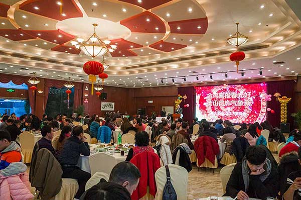 中國(guó)最早專(zhuān)業(yè)生產(chǎn)膠囊制劑企業(yè)|鹽酸二甲雙胍片 中國(guó)最早專(zhuān)業(yè)生產(chǎn)膠囊制劑企業(yè)|鹽酸二甲雙胍片