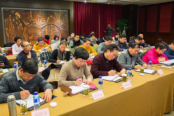 中國最早專業生產膠囊制劑企業|鹽酸二甲雙胍片 中國最早專業生產膠囊制劑企業|鹽酸二甲雙胍片